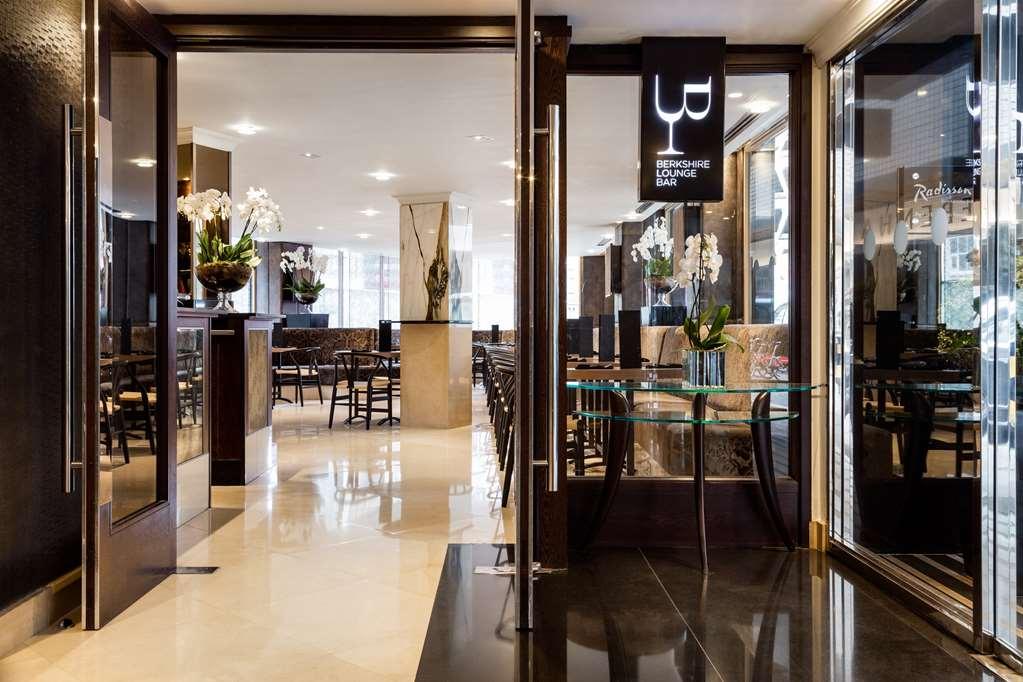 Radisson Blu Hotel, London Bond Street Restaurante foto